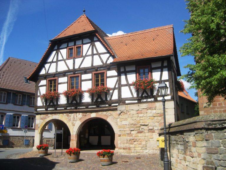 Rathaus Heuchelheim