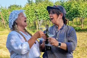 Keschde-Sammeln und ein Weinfest besuchen mit den Pfalzschwestern